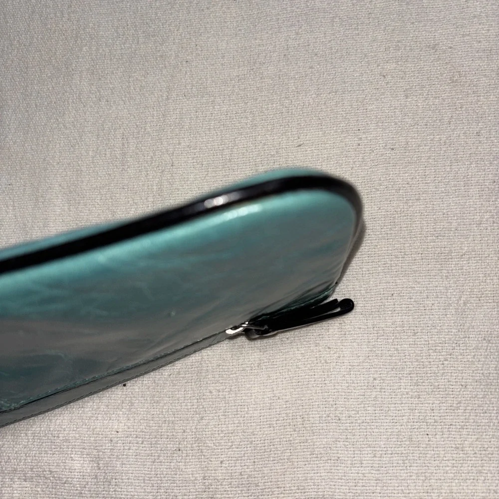Sophia Visconti Wristlet Leather Wallet Purse Teal Crinkle Texture